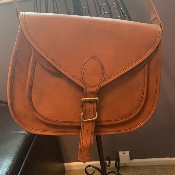 Handmade leather bag 👜 - Picture 2 of 8